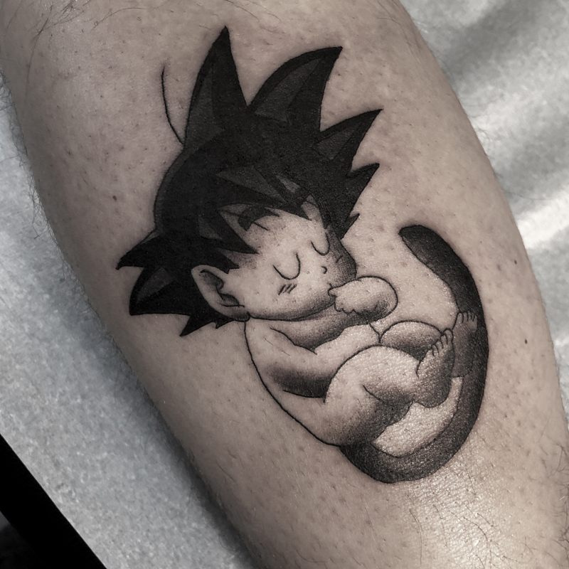Blackwork tattoo Goku
